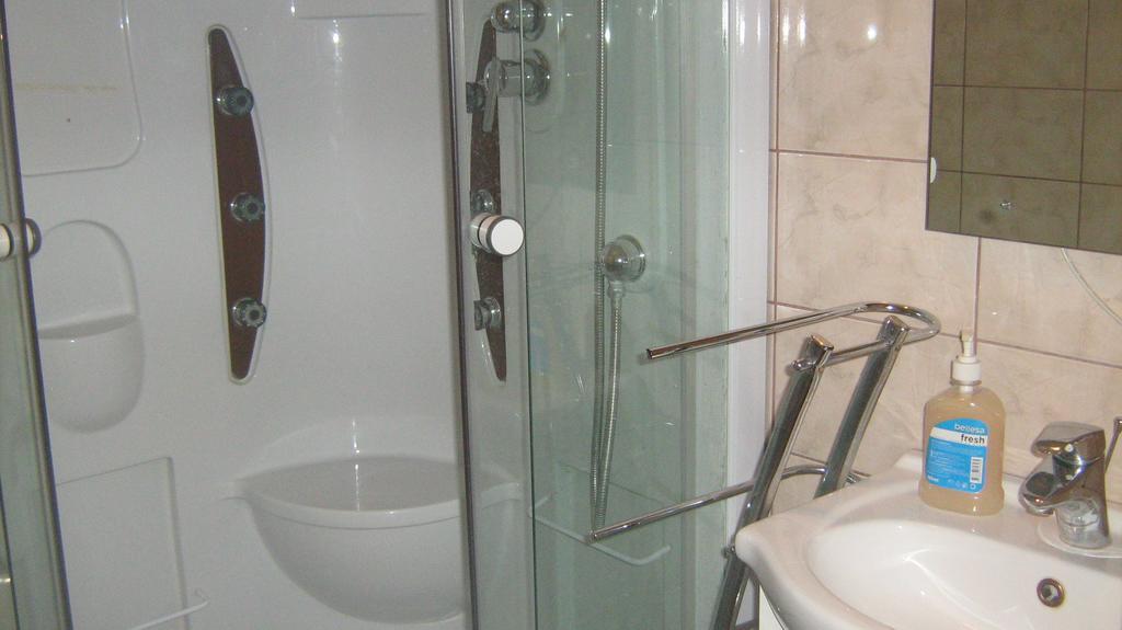 Farm Stay Lackovic Bilje Kamer foto