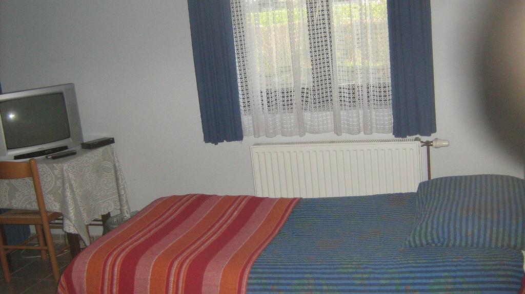 Farm Stay Lackovic Bilje Kamer foto