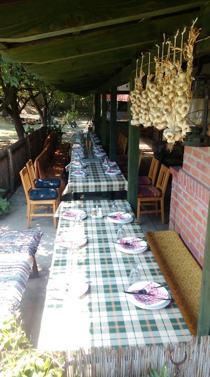 Farm Stay Lackovic Bilje Buitenkant foto